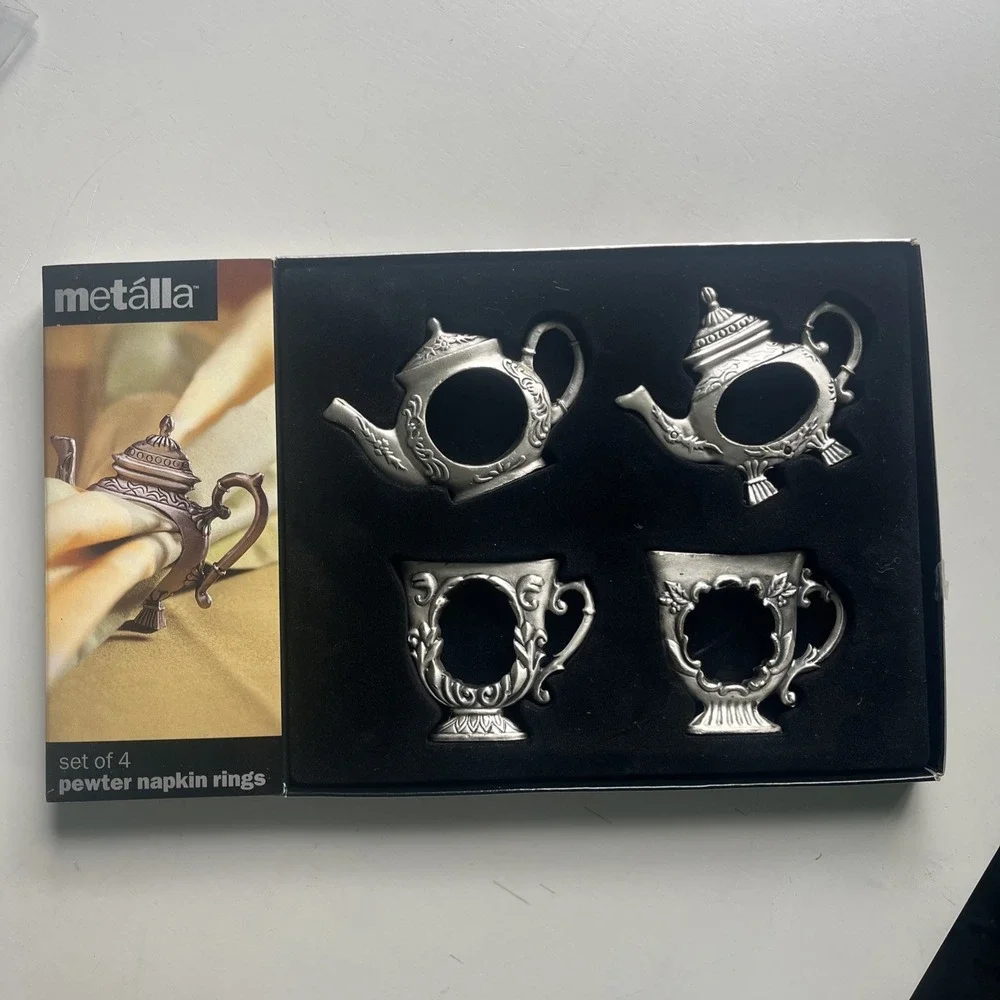 Set Of 4 Metalla Silver Tone Metal Pewter Tea Pot Tea Cup Napkin Rings With Box